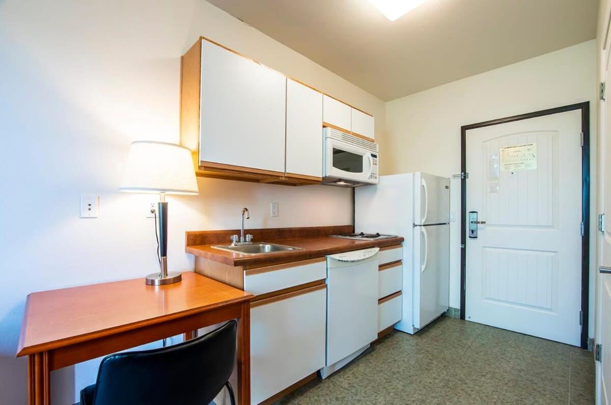 Sierra Vista Studio Apartment With Full Kitchen And King Bed Екстериор снимка